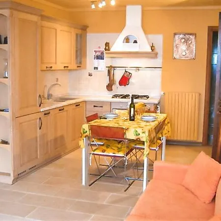 Il Pergolato Apartment *